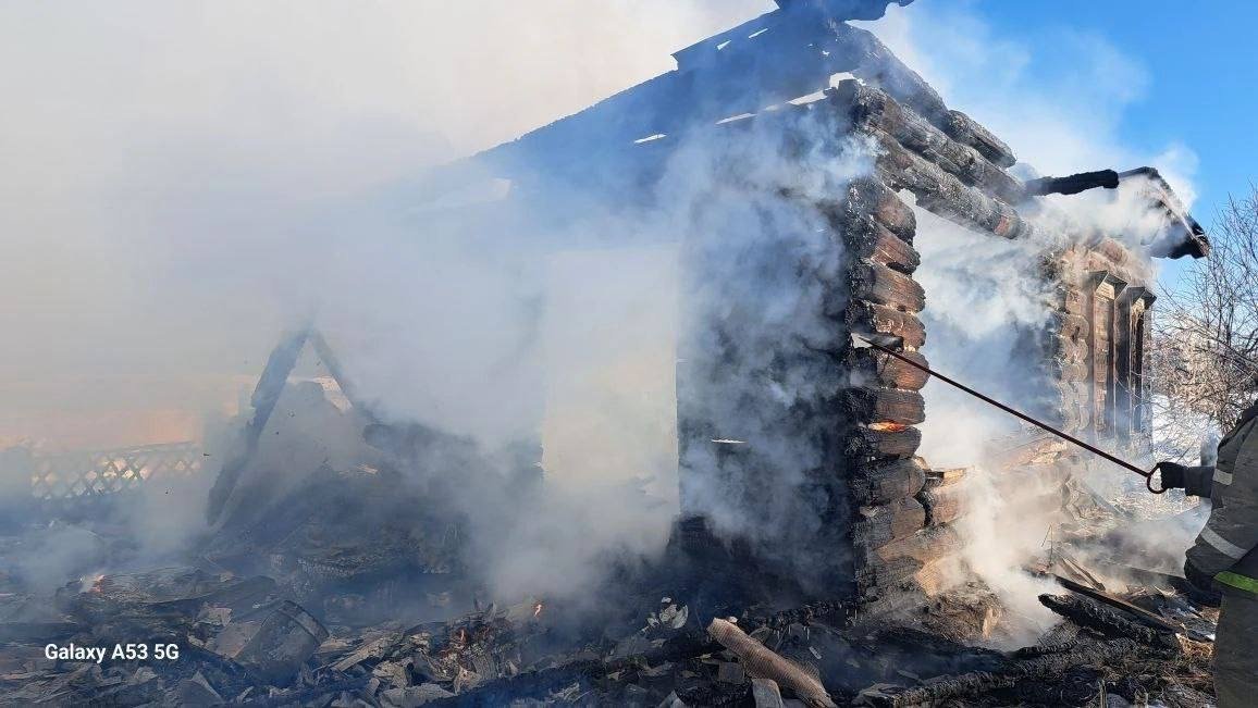 Сгорел дом Заиграево-инфо.24/7