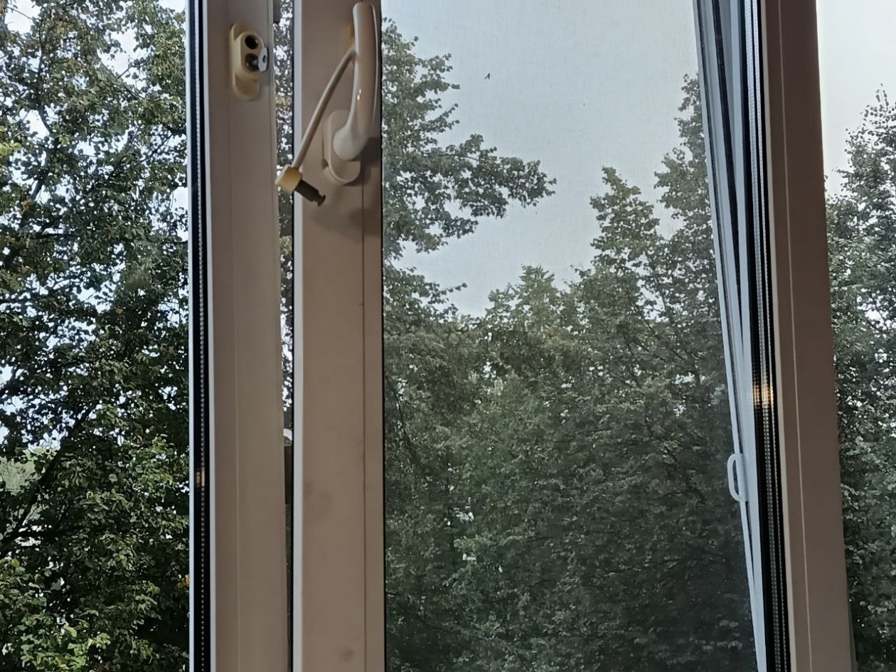 Использую аптечное средство за копейки — и окна сияют, а грязь к ним не липнет: эффект держится месяцами ИА StavropolMedia.ru