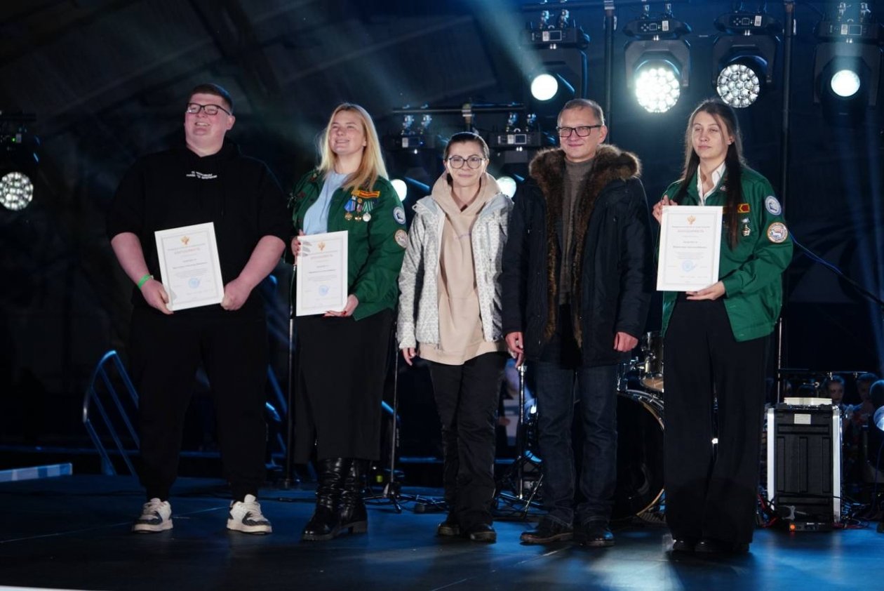 Более 3 тысяч человек отметили День студенчества на коньках в Иркутске Пресс-служба правительства Иркутской области