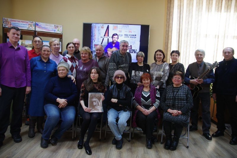 Участники вечера предоставлено объединением &quotСтихиЯ&quot