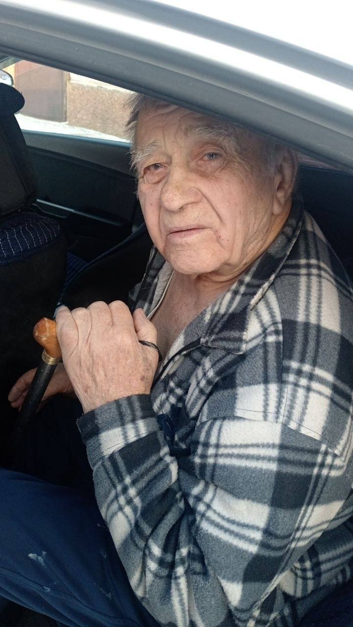 В Улан-Удэ нашли потерявшегося пожилого мужчину без верхней одежды Весь Улан-Удэ