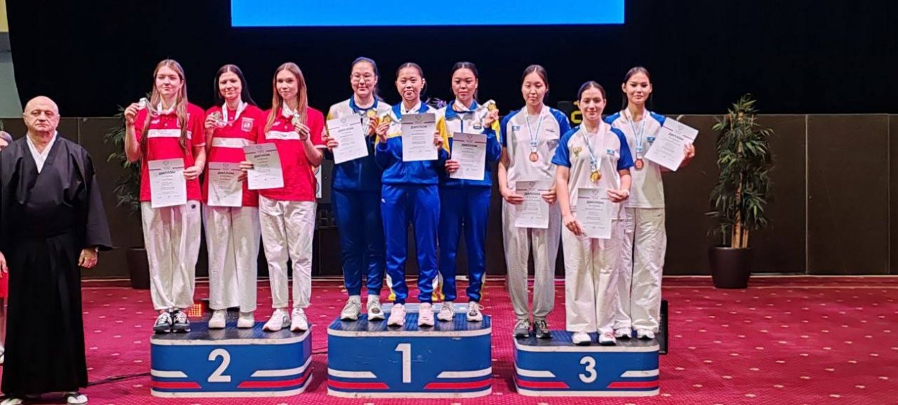 Юниоры и юниорки взяли 10 наград в личных и командных соревнованиях минспорт Бурятии