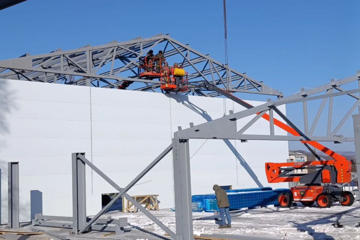 Строительство физкультурно-оздоровительного комплекса в Ольге пресс-служба ЕР