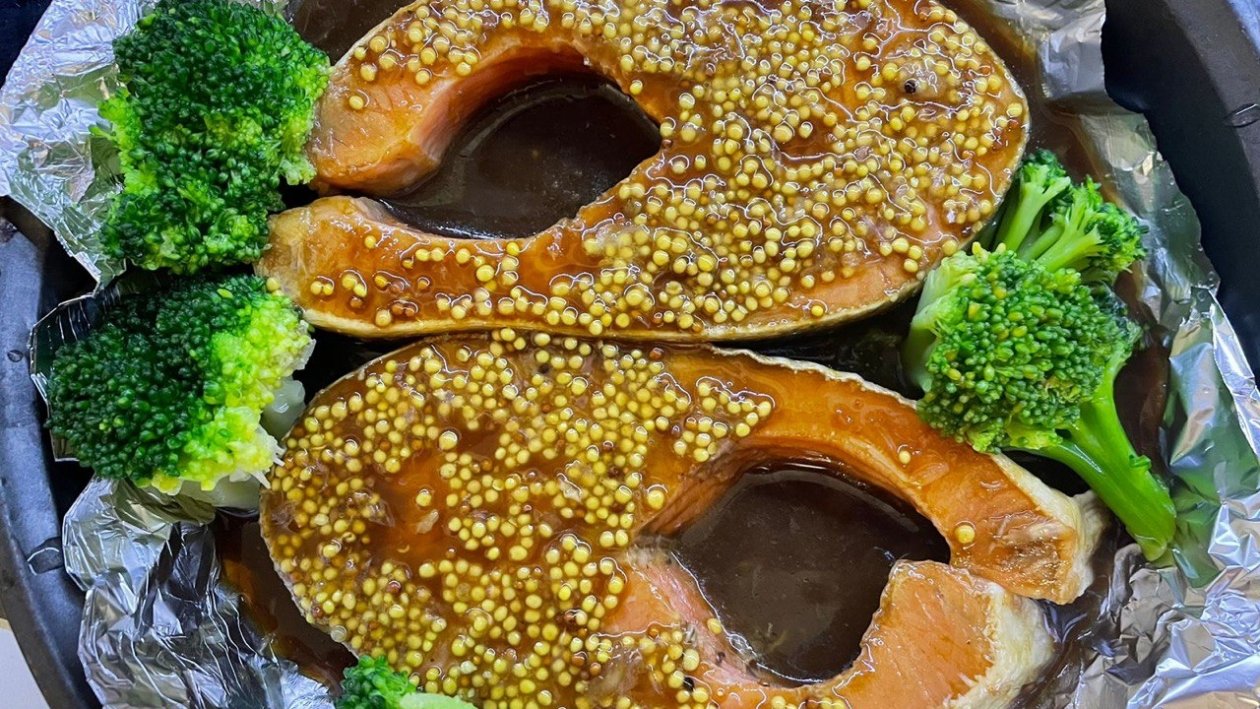 Окунаю рыбу перед самой жаркой - и на плите нет ни единой капли масла: лучший трюк для чистоты ИА Stavropol.Media