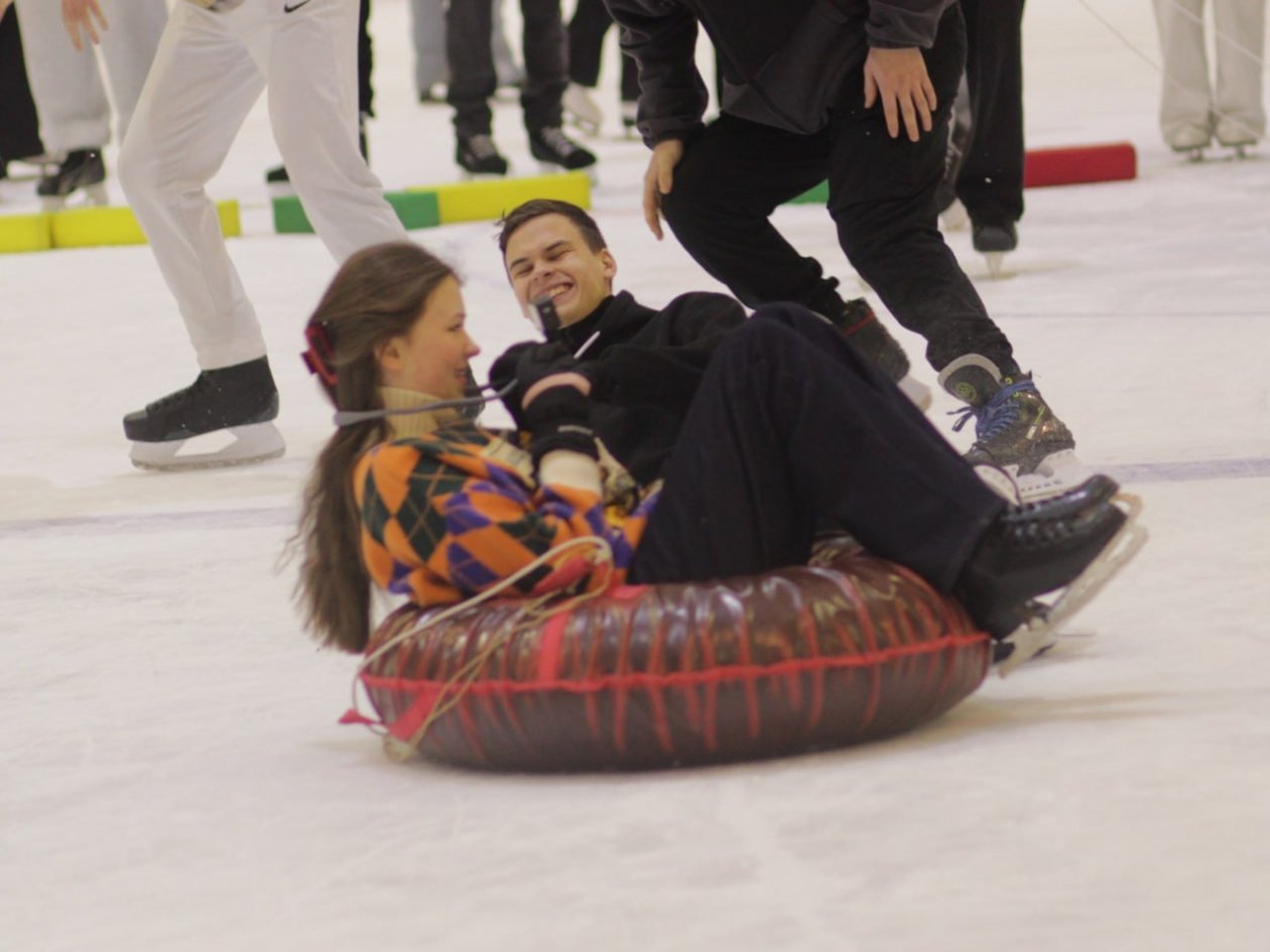 Почти 200 студентов вышли на лед в Ангарске в рамках акции &quotВсе на лед!&quot Пресс-служба администрации АГО