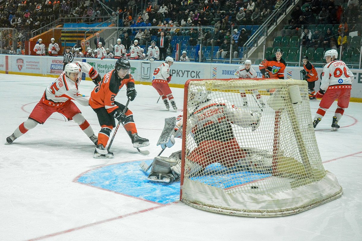 &quotЕрмак&quot одержал победу в первом хоккейном матче с &quotПрогрессом&quot в Ангарске Николай Стернин, сайт ХК &quotЕрмак&quot