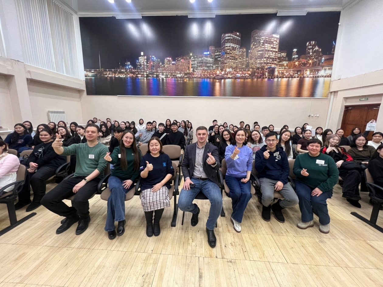 Гигачат (18+), квиз и карьера: студенты Якутска познакомились с финансовыми инновациями Сбер