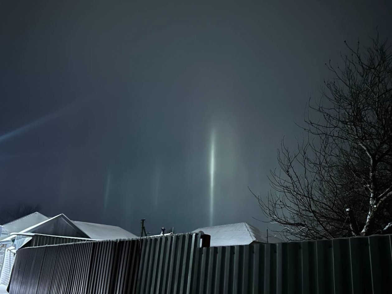 Световые столбы заметили в небе жители Ставрополья Телеграм-канал &quotТвой Михайловск&quot (18+)