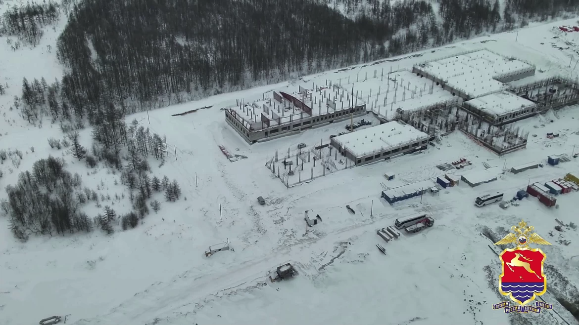 С места происшествия УМВД России по Магаданской области