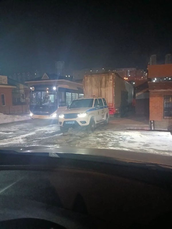 Проверка автобусов во Владивостоке вызвала очереди на остановках ТГ-канал &quotТранспорт Владивостока&quot