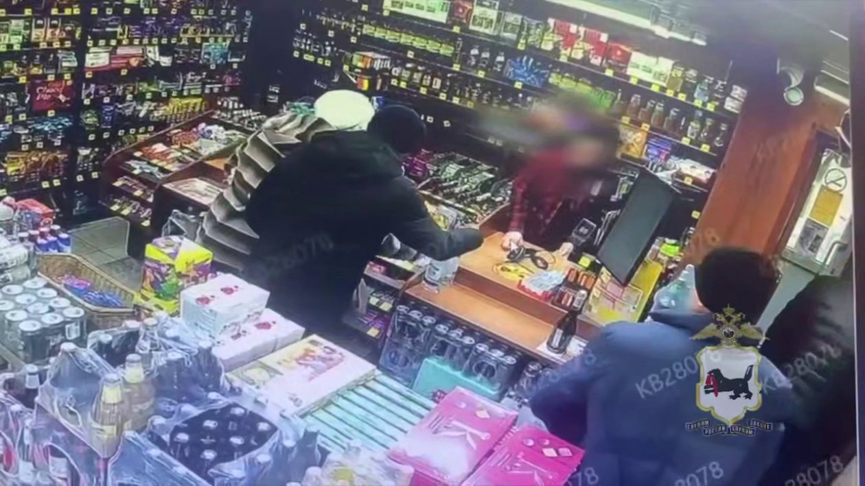 Иркутянин похитил у пенсионерки 60 тысяч в подъезде дома Пресс-служба ГУ МВД России по Иркутской области