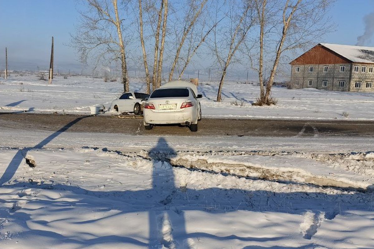Три человека пострадали при лобовом столкновении в Бурятии ГИБДД по Бурятии