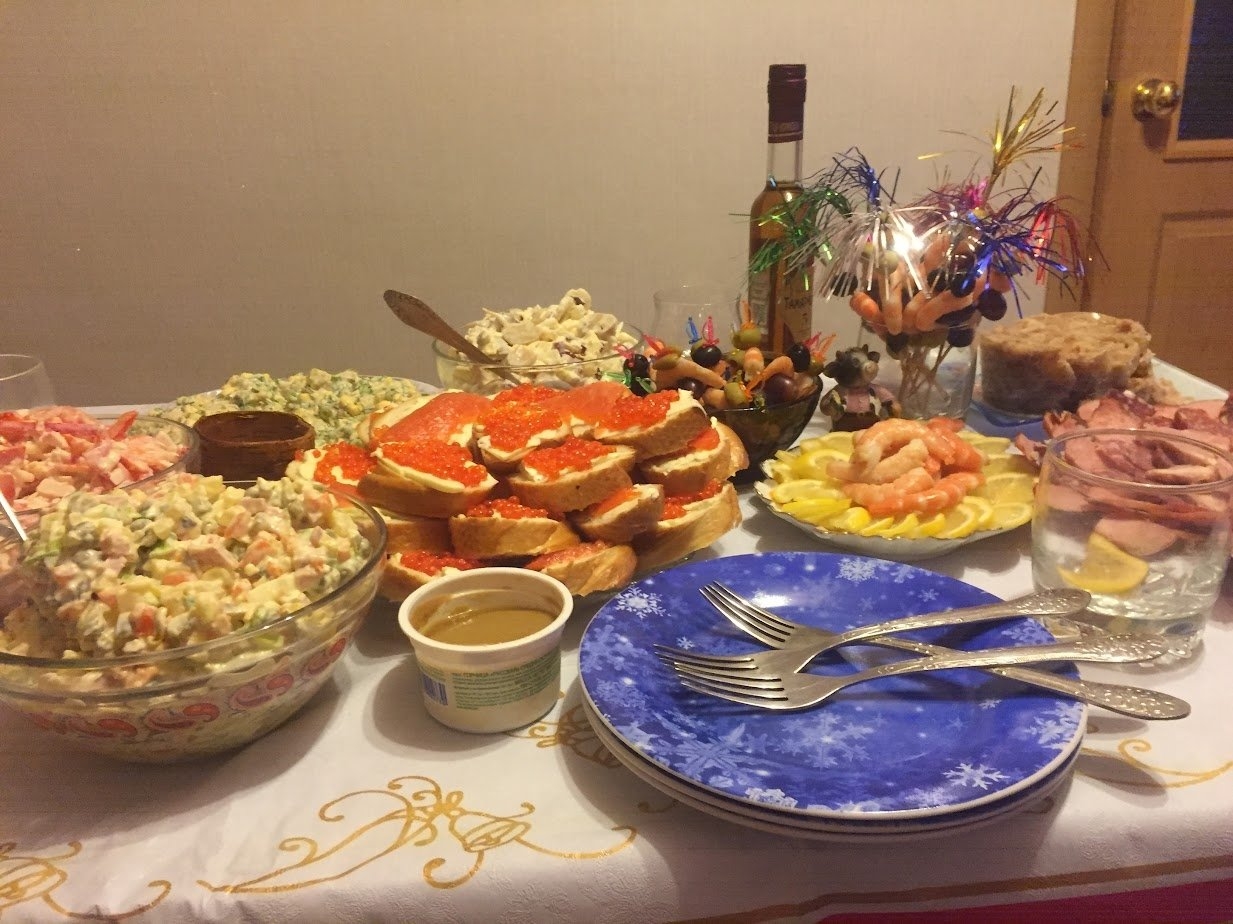 Праздничный стол Артем Дубенчук