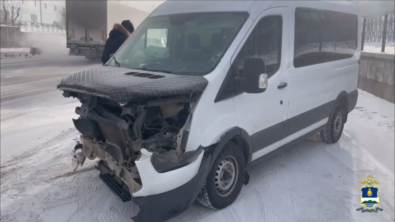 Двое детей пострадали в ДТП с участием четырех авто в Улан-Удэ ГИБДД по Бурятии