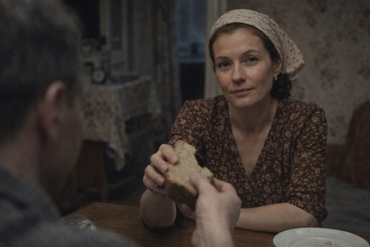 В Советском Союзе многие пары проживали вместе по 30–40 лет сгенерировано ИИ Qwenlm.ai (18+)