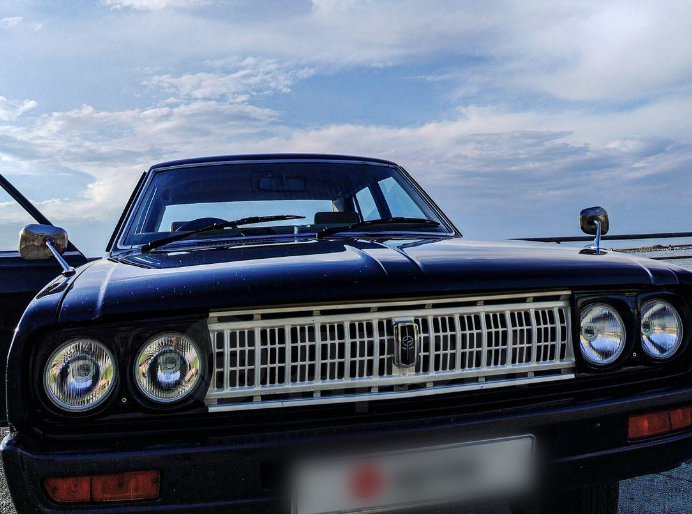 Nissan Cedric 1974 года выставили на продажу во Владивостоке Скриншот с сайта объявлений