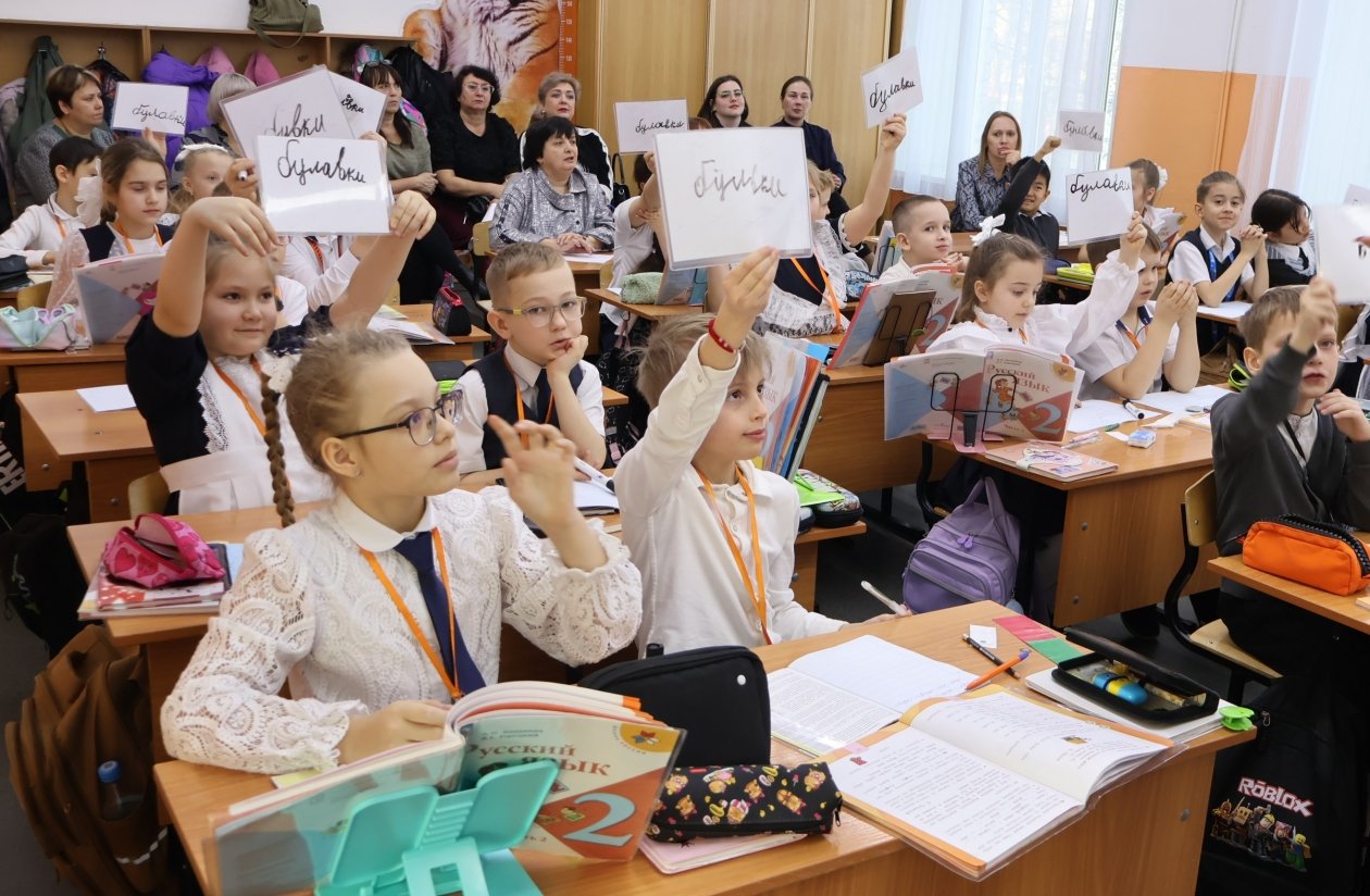 Урок в разгаре Евгения Микушина, ИА UssurMedia