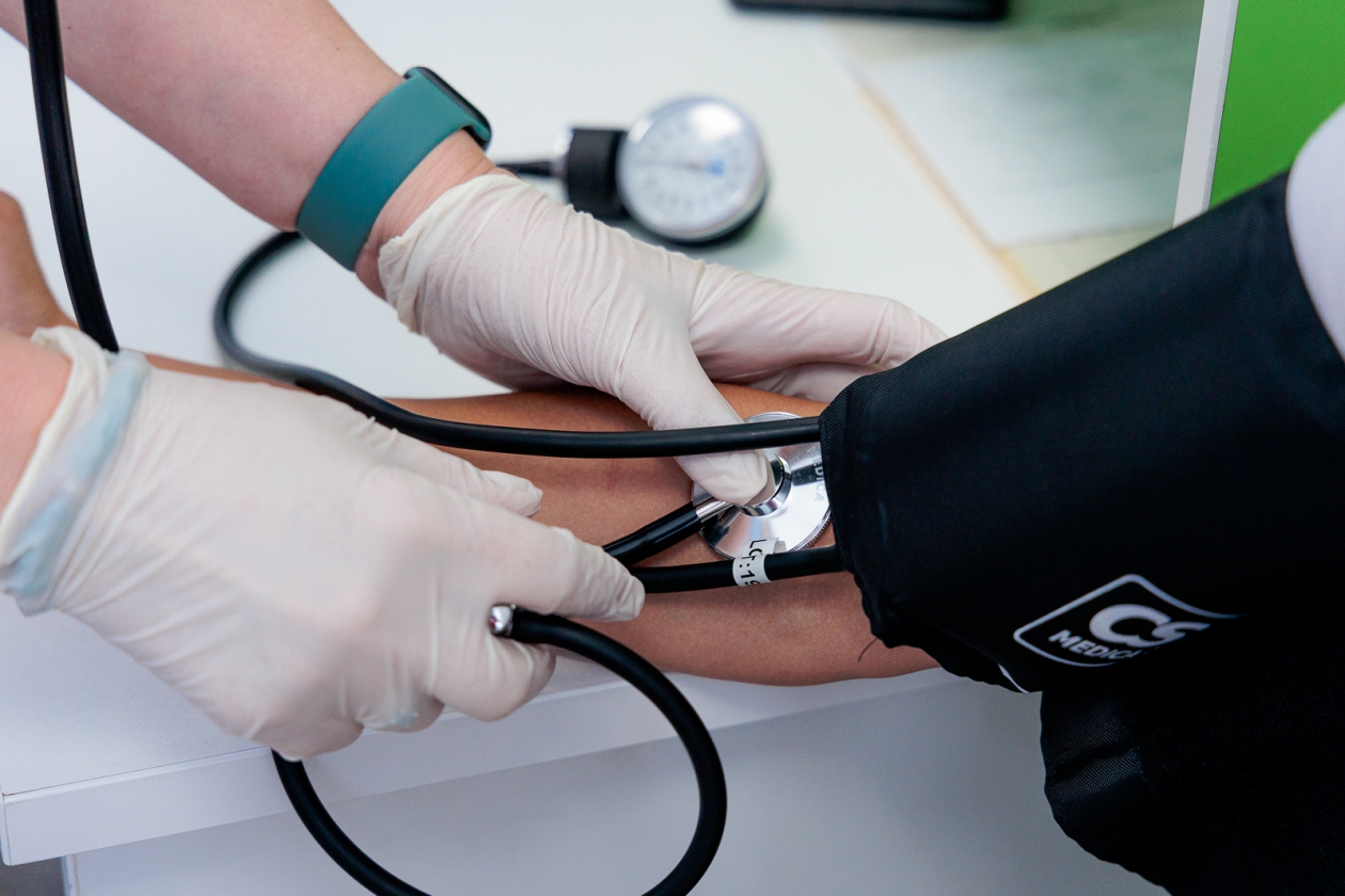 Проблемы системы здравоохранения обсудили на Камчатке Евгений Кулешов, ИА PrimaMedia