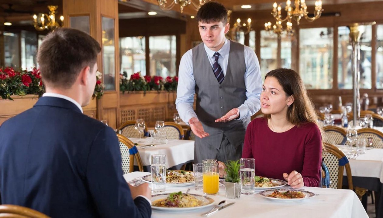 Тематическое фото ИИ GigaChat (18+)