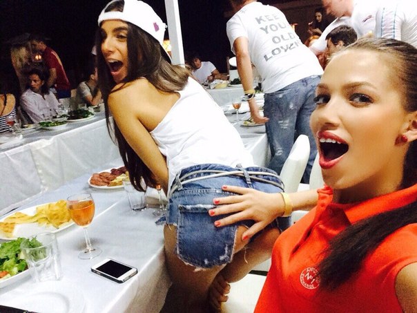 Участница "Дом-2" из Хабаровска: я уже привыкла к камерам в ванной комнате, Фото с места события из других источников