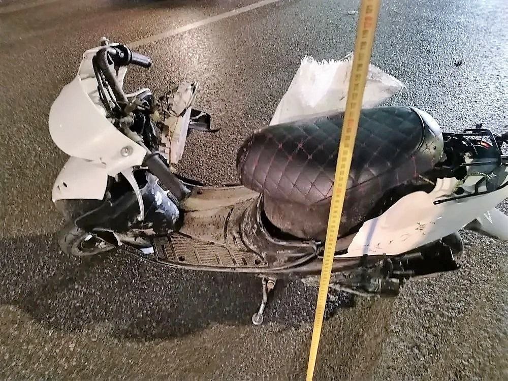 24-летний скутерист без прав потерял управление и врезался в Toyota в Пятигорске Госавтоинспекция Ставрополья