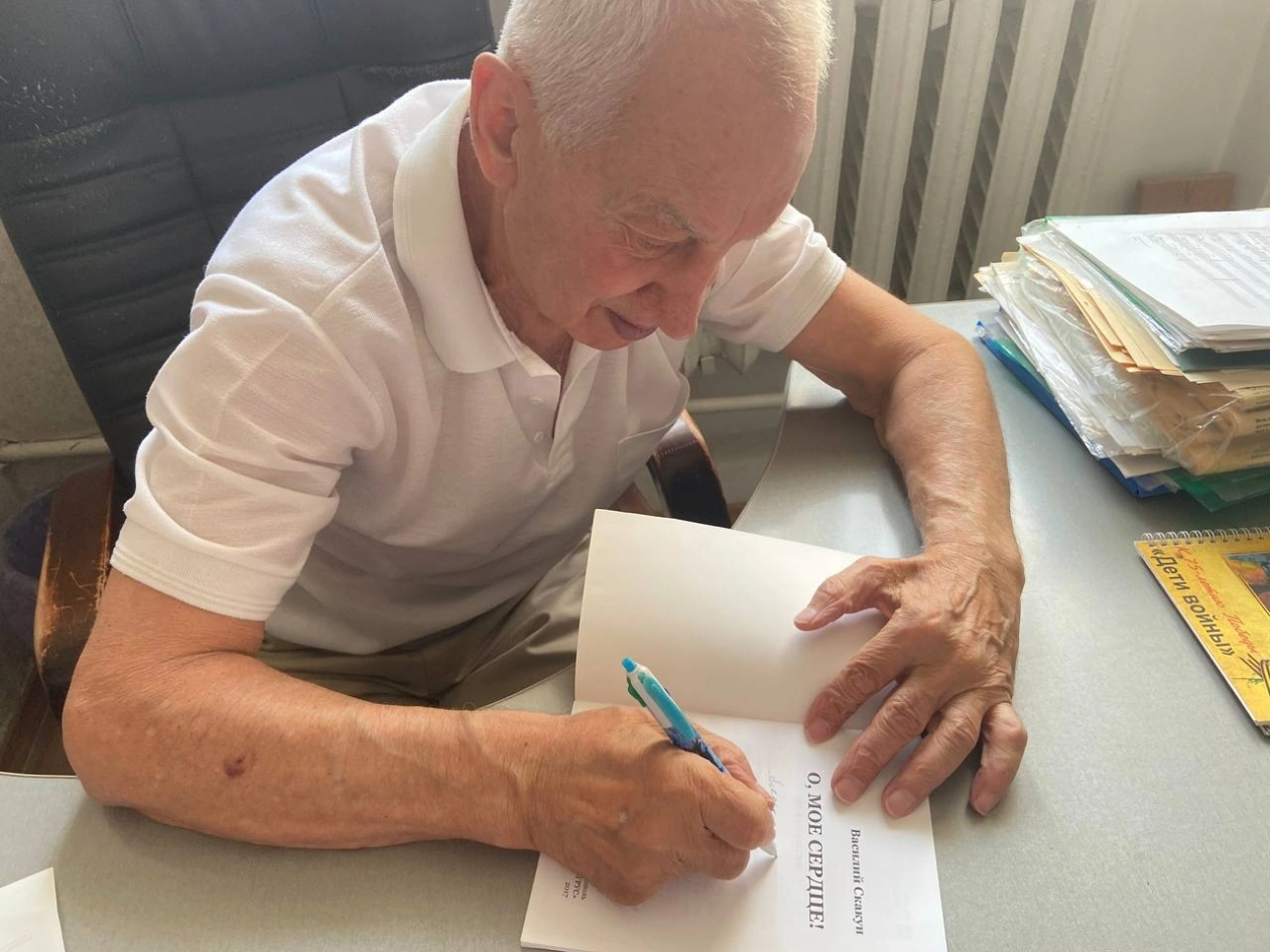 Губернатор Ставрополья Владимир Владимиров выразил соболезнования родным и близким ушедшего из жизни Василия Скакуна Из архива ИА Stavropol.Media