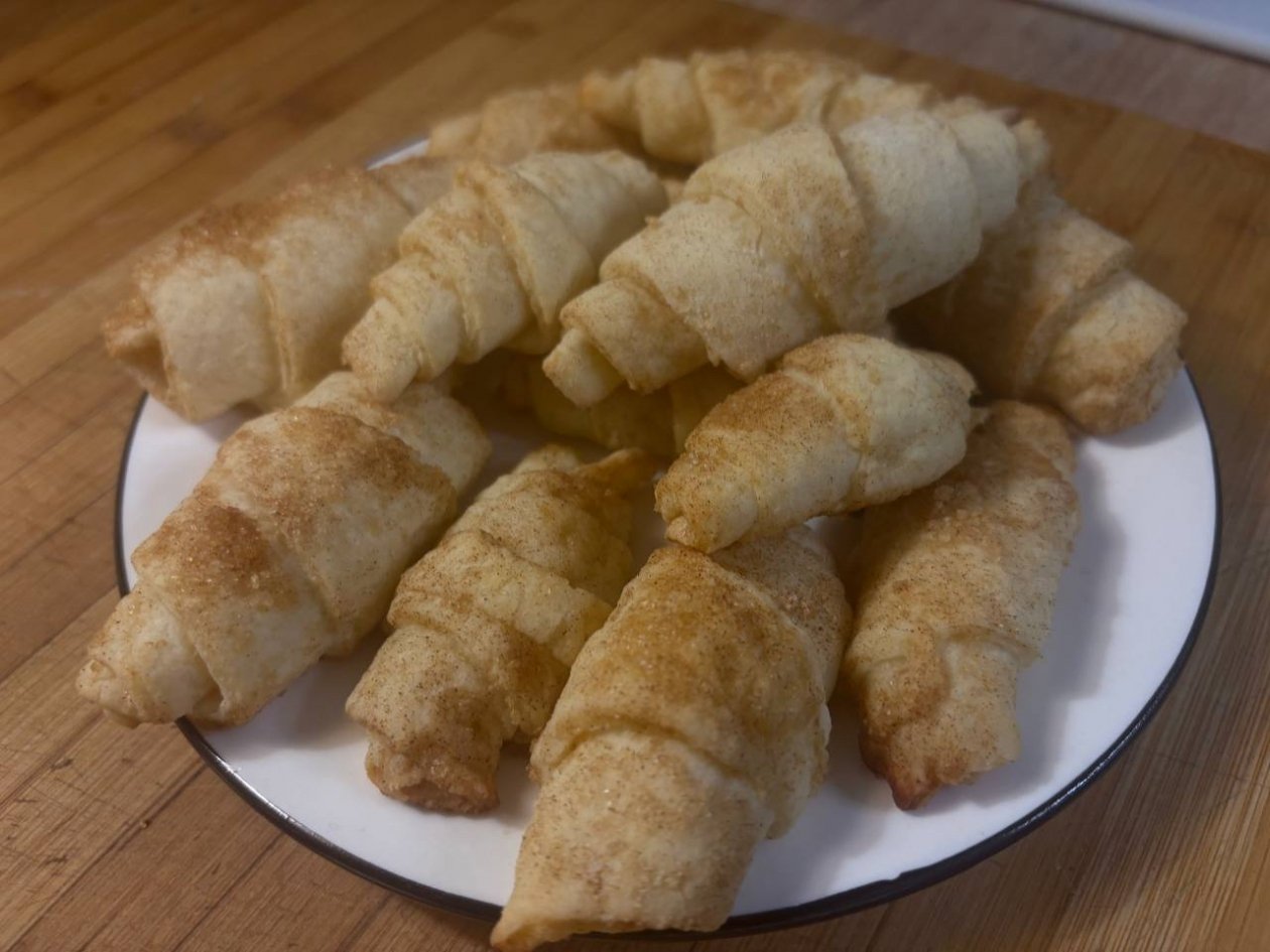 Посыпали сахар и скатали - королевские рогалики за 20 минут: съели, пока кипит чайник ИА KrasnodarMedia