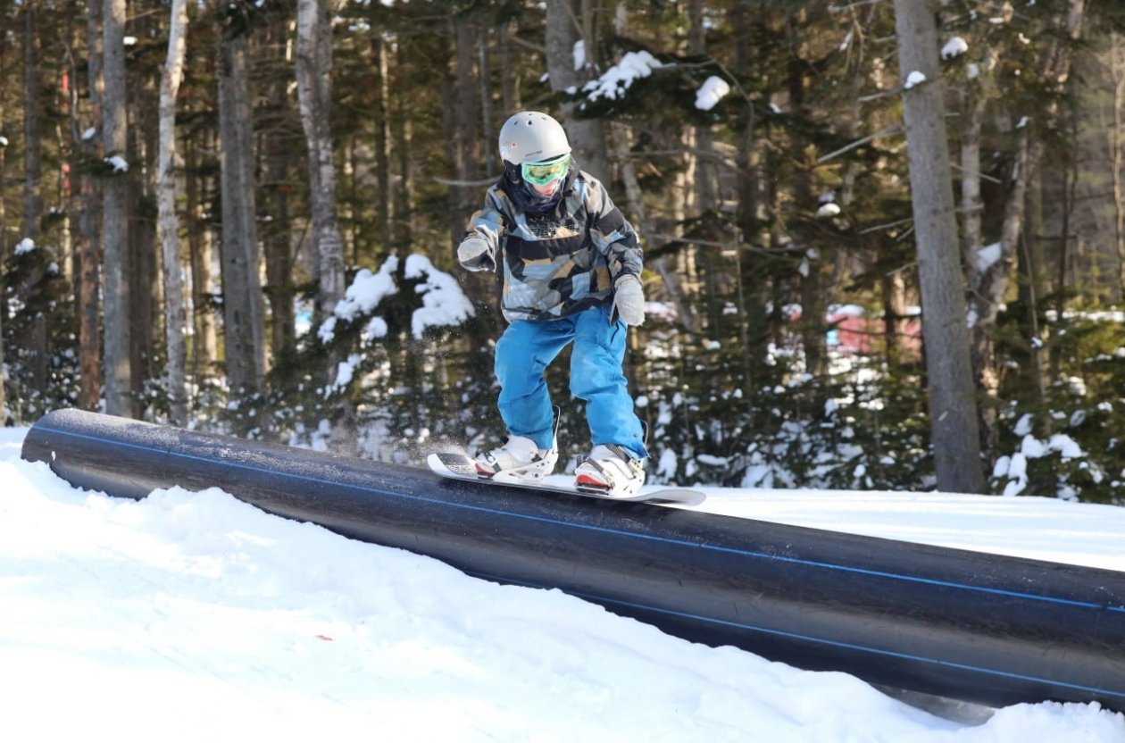 Первенство ДФО по акробатическому сноуборду в Южно-Сахалинске пресс-служба министерства спорта Сахалинской области