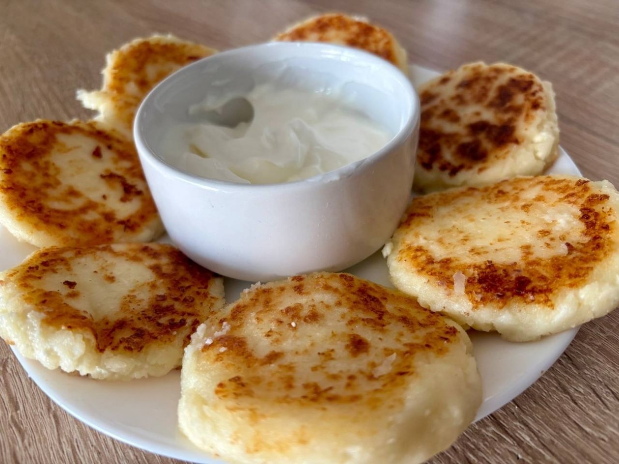 Секрет нереально нежных сырников: 2 продукта полностью меняют вкус - не пригорят, не расползутся ИА KrasnodarMedia