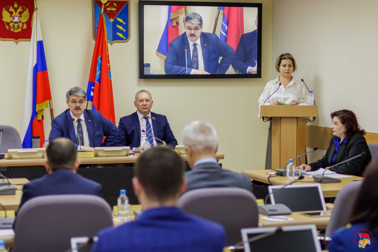 Профильный комитет поддержал поправки, которые обеспечат более оперативное использование госимущества на Колыме Источник