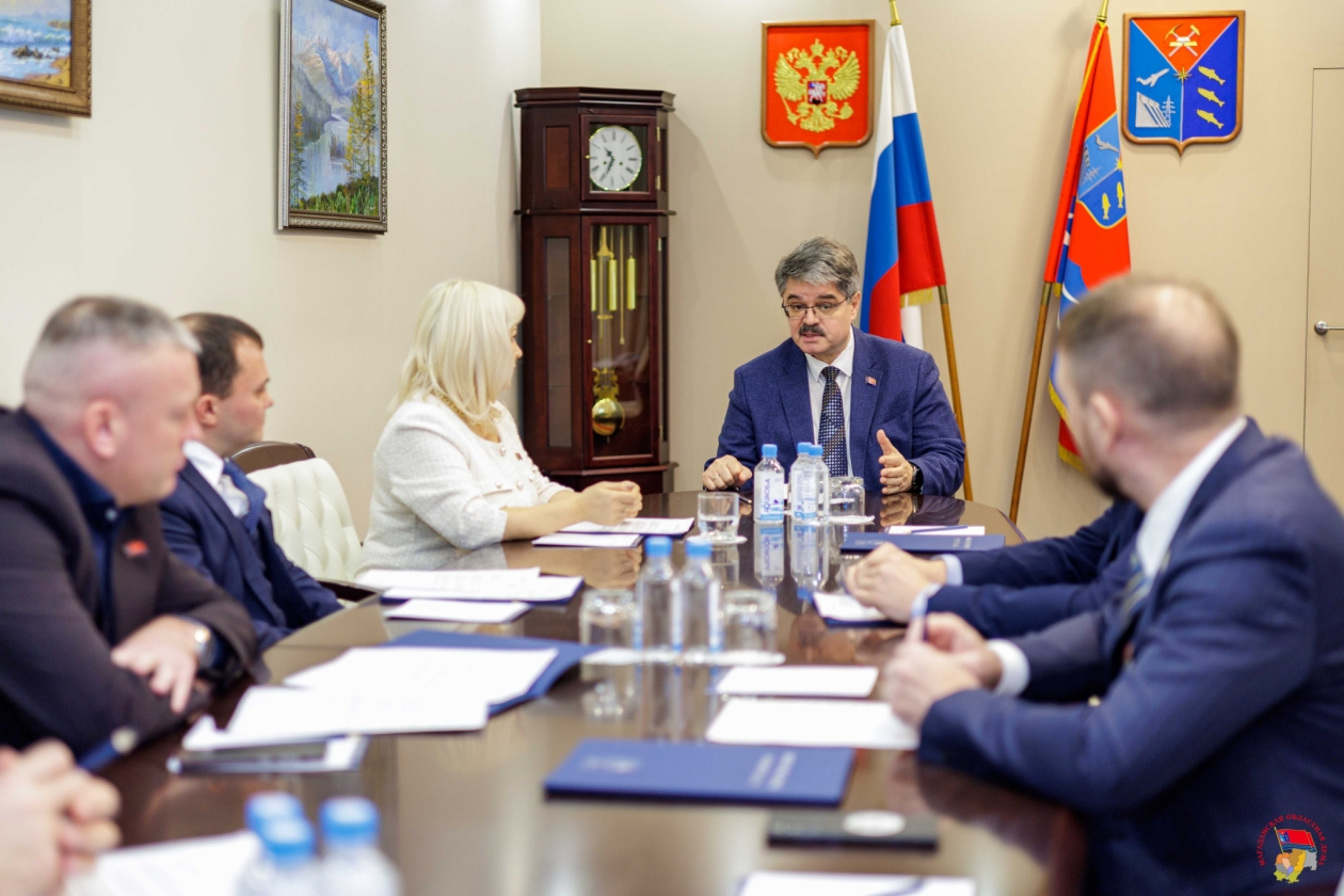 Совет облдумы назначил внеочередное заседание Источник