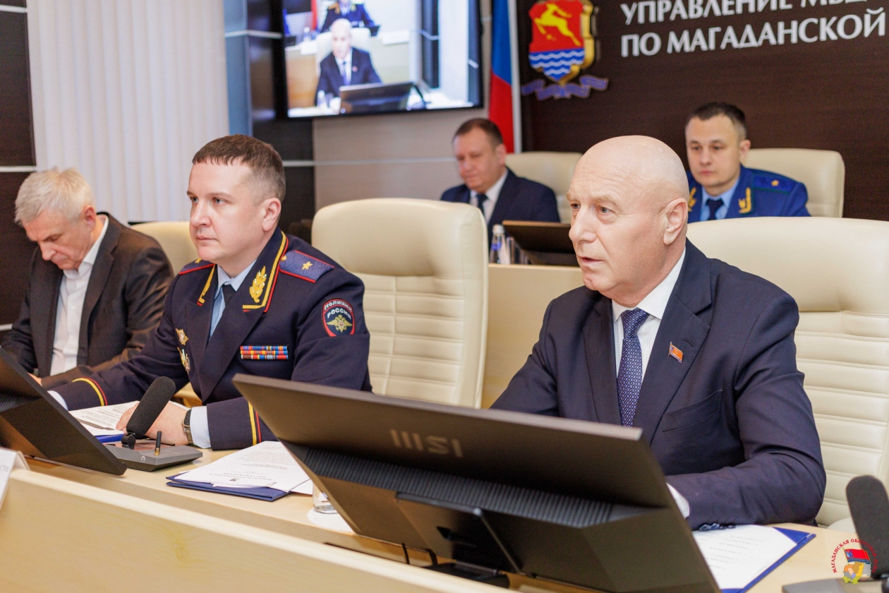 Александр Басанский принял участие в заседании коллегии УМВД по Магаданской области Источник