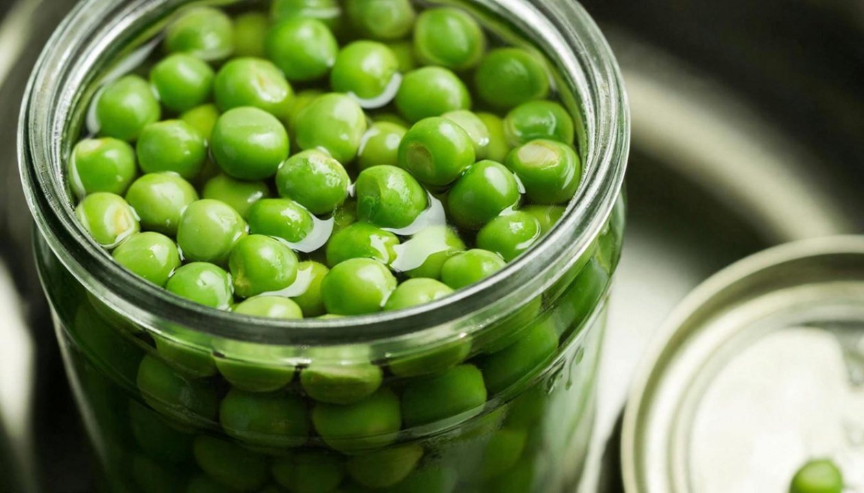 Тематическое фото GigaChat (18+)