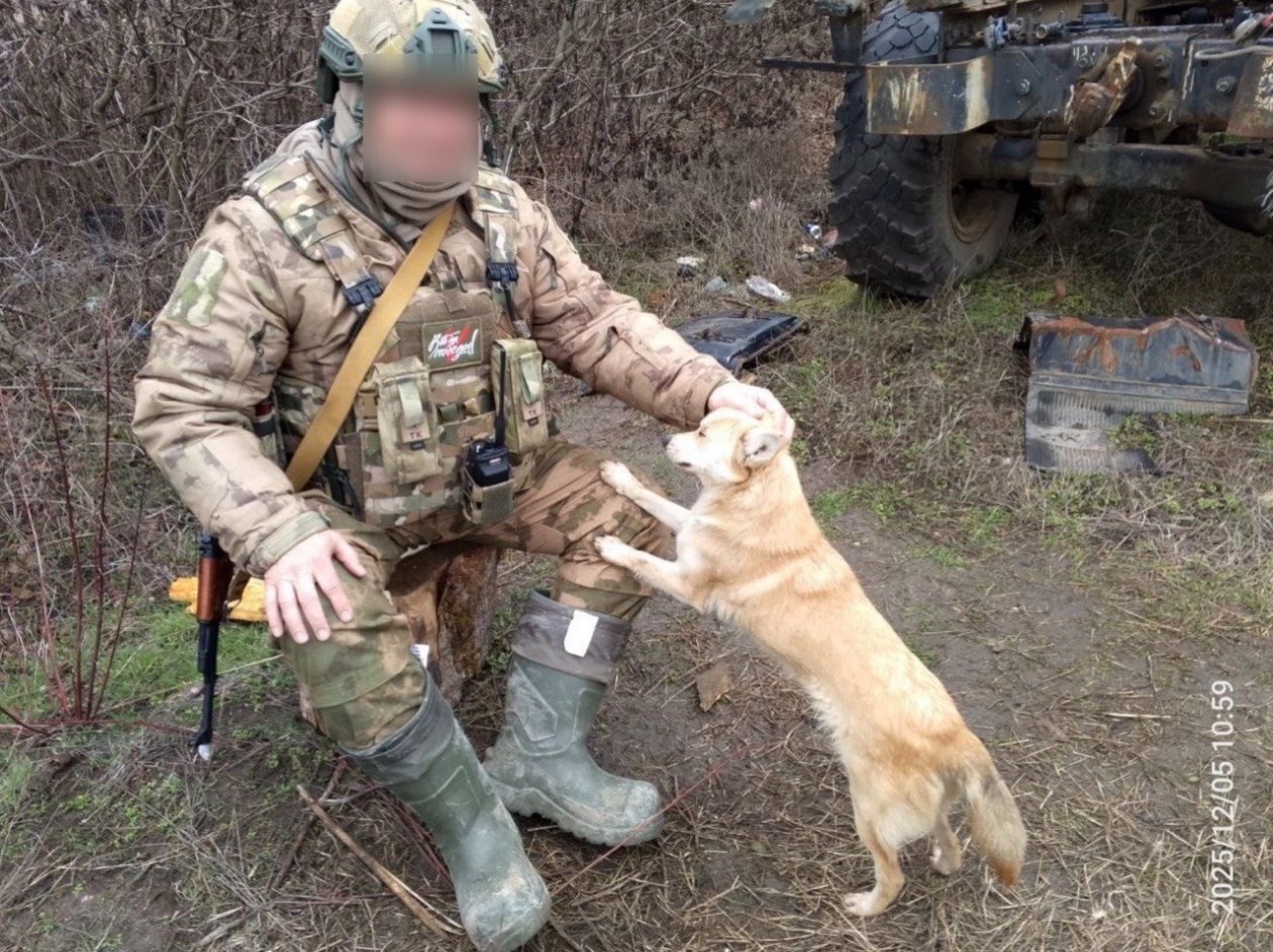 Жуля ходит с бойцами на дежурства Народный Фронт Крыма