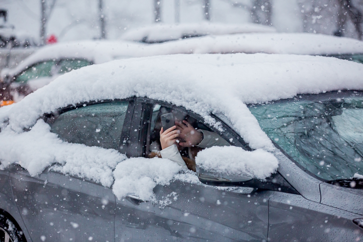Не убирают снег во дворе - вот куда нужно подавать жалобу Мария Смитюк, ИА PrimaMedia
