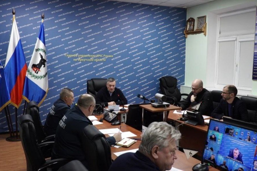 Игорь Кобзев поручил подготовить план-график аварийно-восстановительных работ в Бодайбо Пресс-служба правительства Иркутской области