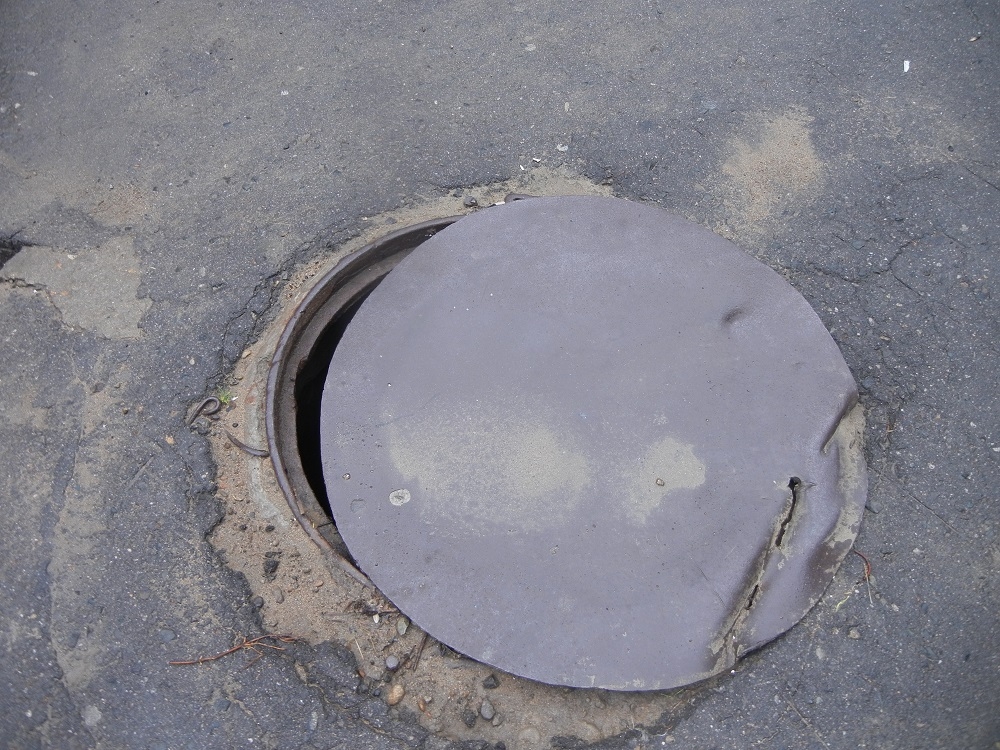 канализационный люк Марина  Померанцева , ИА EAOMedia