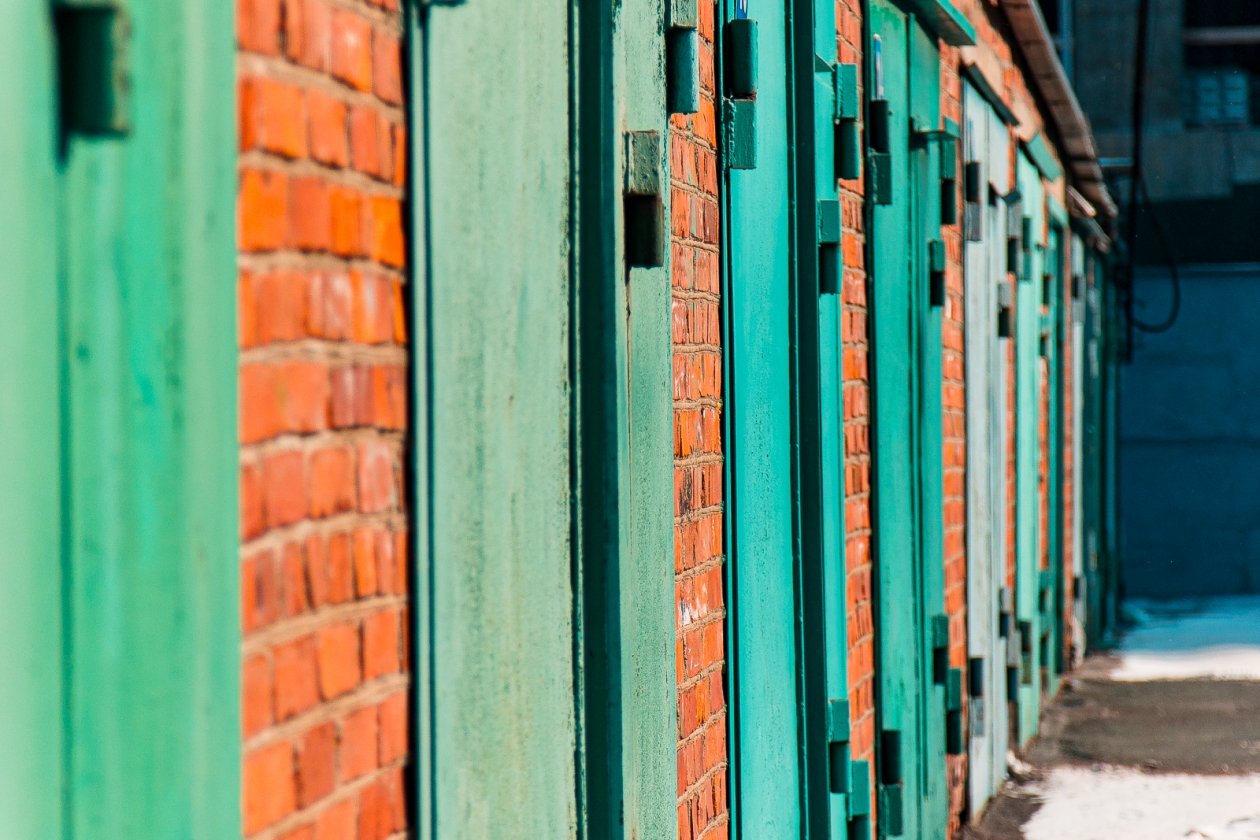 Суд обязал владельца гаража устранить самовольную постройку в Якутске Илья Аверьянов, ИА PrimaMedia.ru