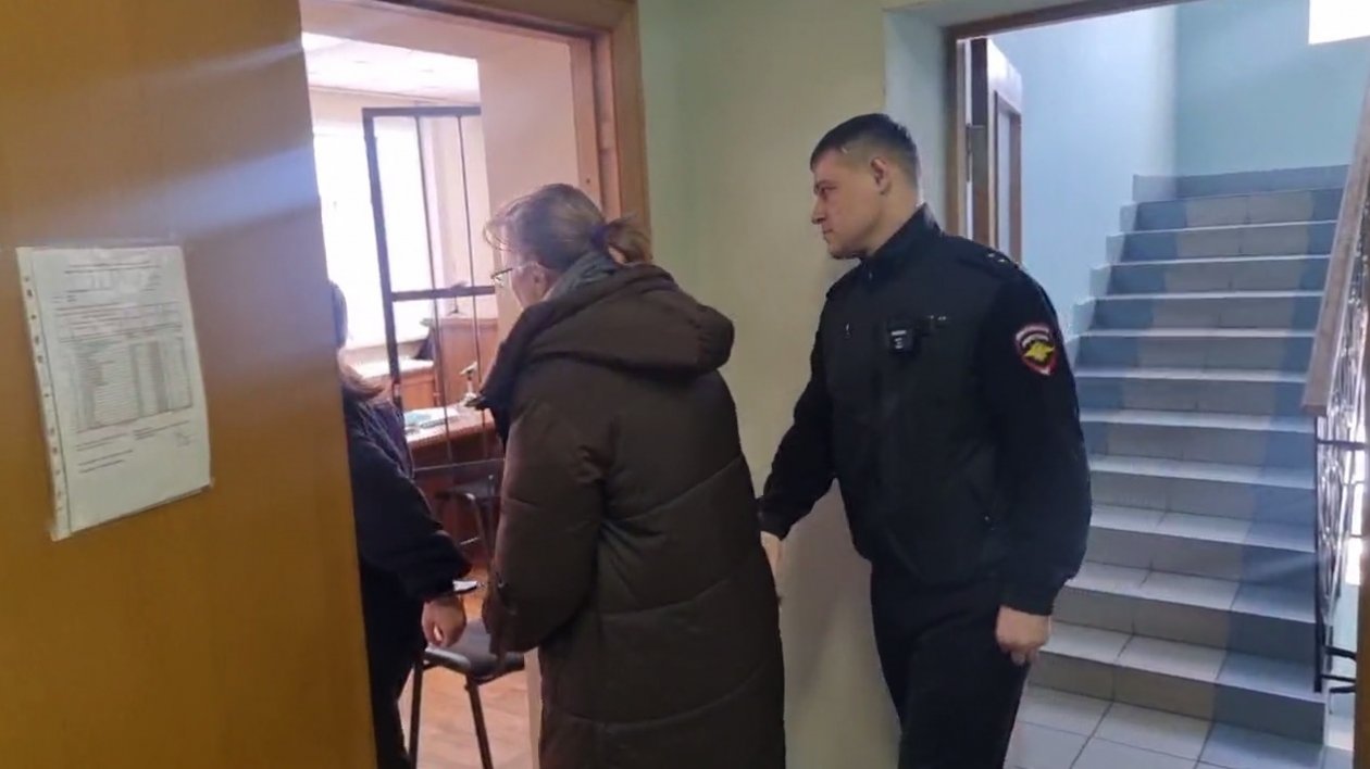 Директор политехнического колледжа проведет два месяца под домашним арестом скриншот видео - пресс-служба Благовещенского городского суда