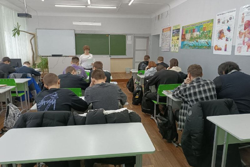 Учебный режим в зоне ЧС: в минобре рассказали о работе пострадавших школ в Бодайбо Пресс-служба правительства Иркутской области