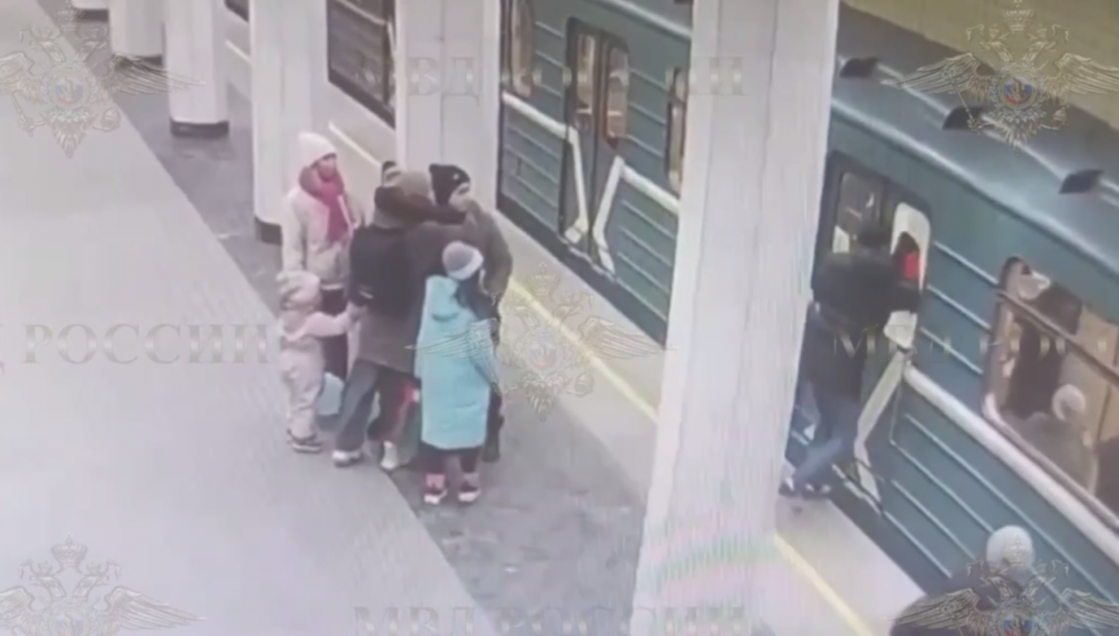 Момент нападения пресс-службы МВД России