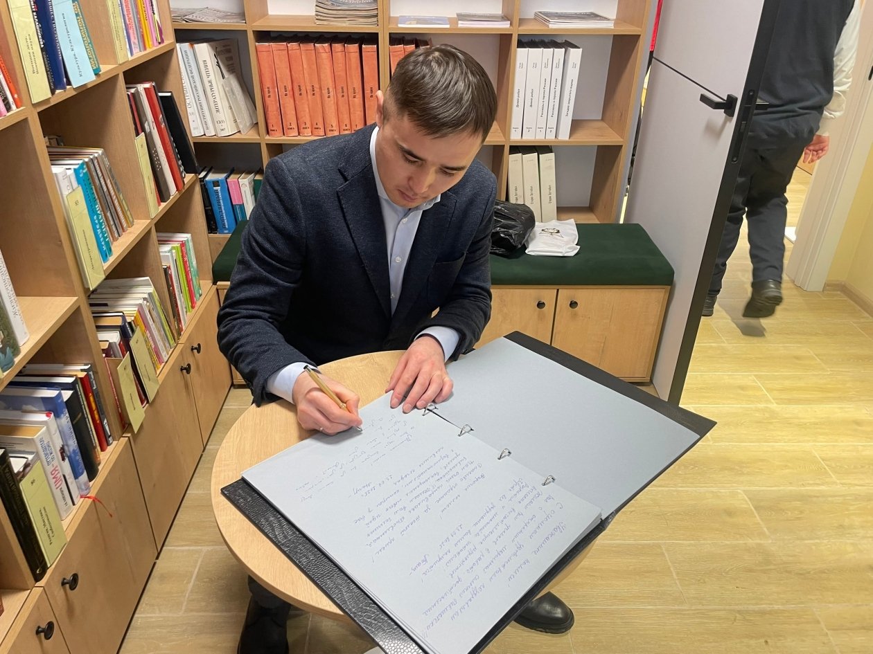 Оронгойская библиотека