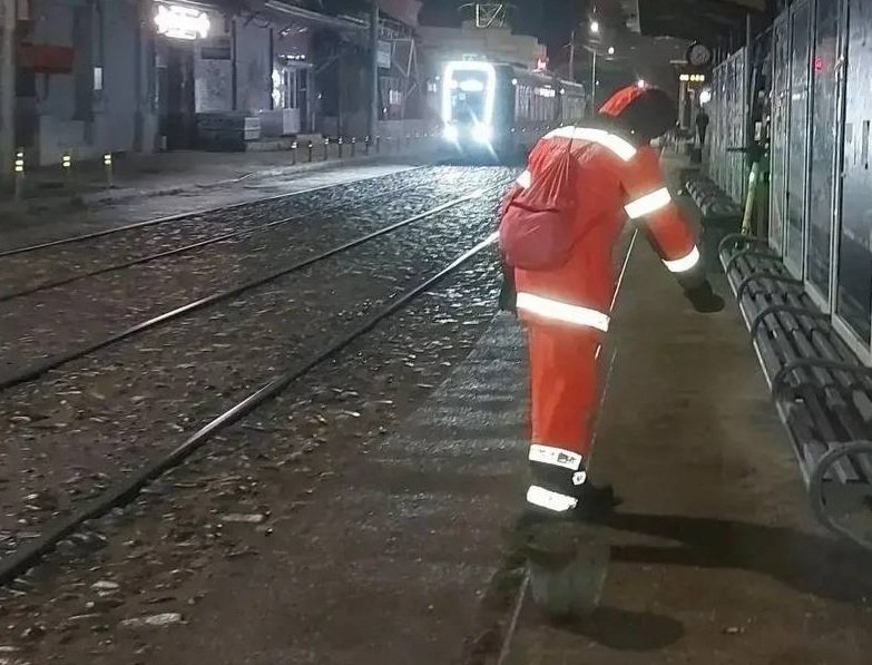 Ночной гололед мобилизовал все городские службы Краснодара Пресс-служба администрации Краснодара