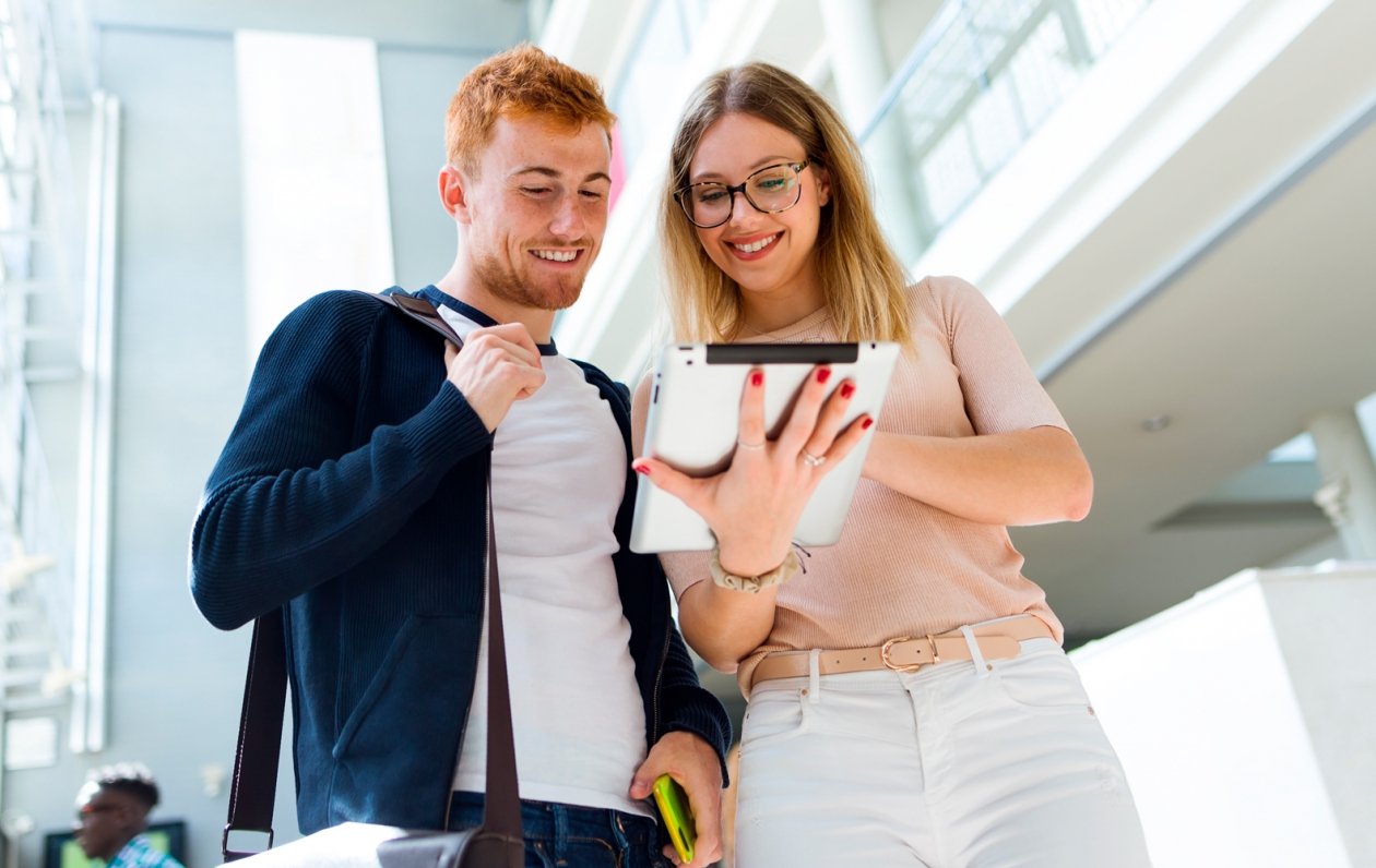 На именную стипендию T2 претендуют более 80 студентов КубГУ Shutterstock, Josep Suria