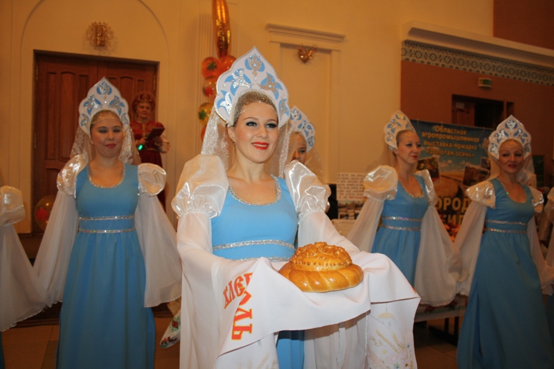 Выставкой-ярмаркой "Золотая осень" ответили на санкции крестьяне ЕАО, Фото с места события собственное