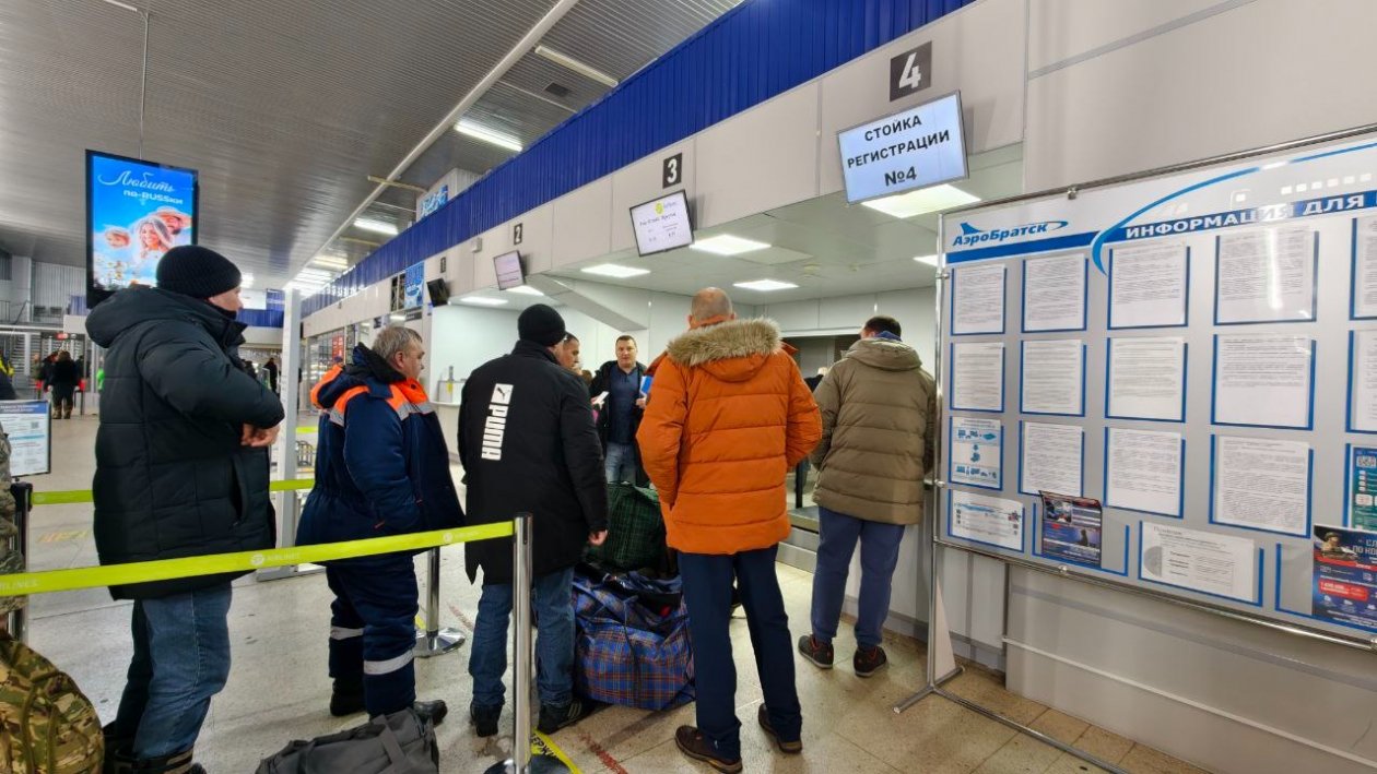 Группа специалистов вылетела из Братска в Бодайбо для восстановления водоснабжения тг-канал (18+) аэропорт Братска