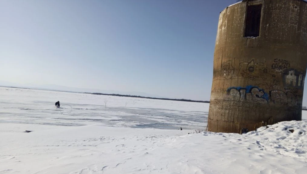И снова отставной полицейский в Хабаровске спас провалившегося под лёд человека Пресс-служба УМВД России по Хабаровскому краю