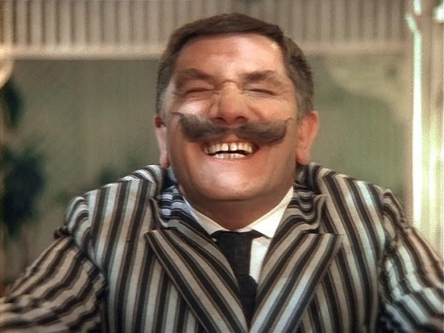 Угадай, что это за фильм, по одному кадру Кадр из фильма &quotЗдравствуйте, я ваша тётя!&quot (12+), 1975 год