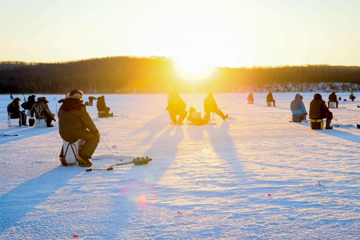 зимняя рыбалка, рыбаки Мария Смитюк, ИА PrimaMedia