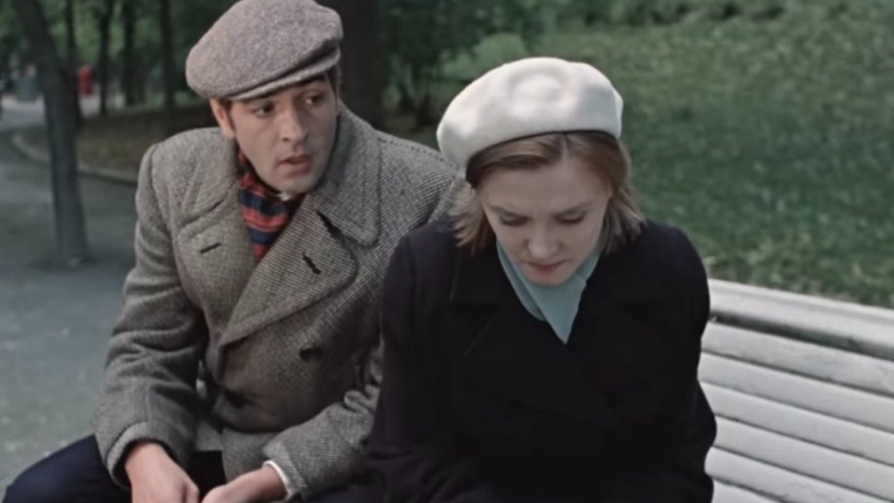 Вам вручат приз на лучшего зрителя, если узнаете 7/7 фильм СССР по кадру - ТЕСТ Кадр из фильма &quotМосква слезам не верит&quot (18+)